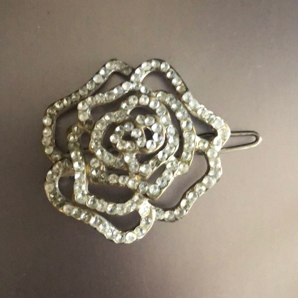 Chic vintage Camelia flower crystal hair barrette